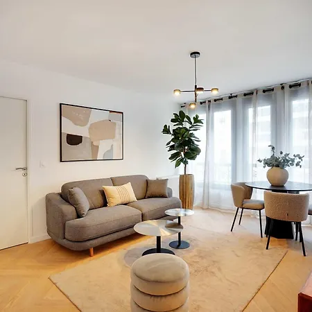 Raffinement Et Confort Dans Cette Residence A Levallois-Perret Exterior photo