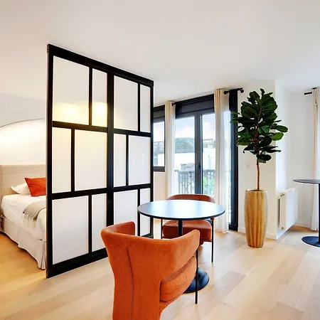 Raffinement Et Confort Dans Cette Residence A Levallois-Perret Exterior photo