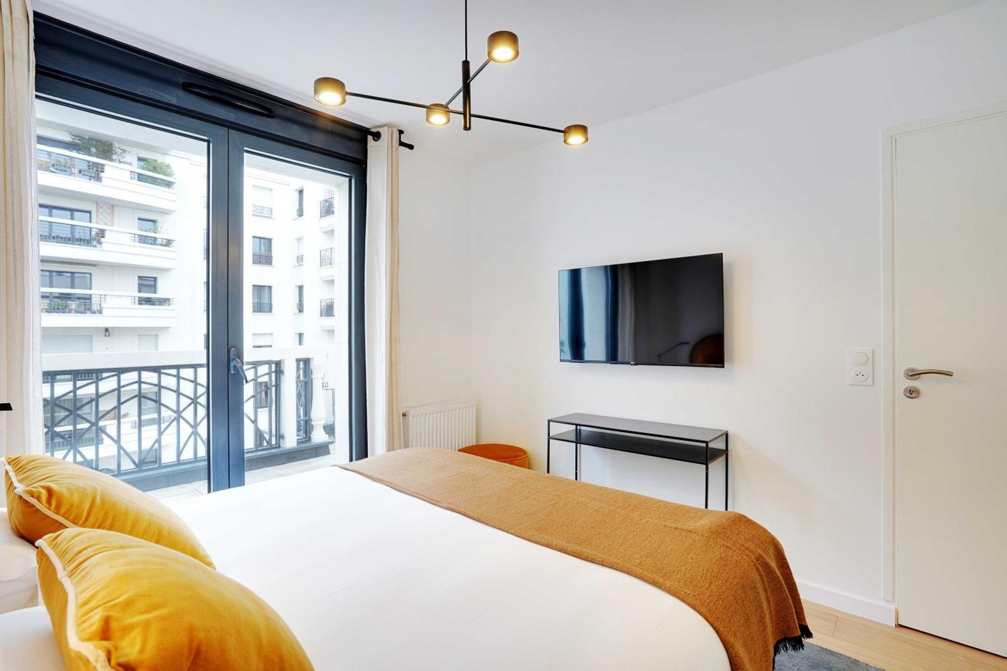 Apartment Raffinement Et Confort Dans Cette A Levallois-Perret