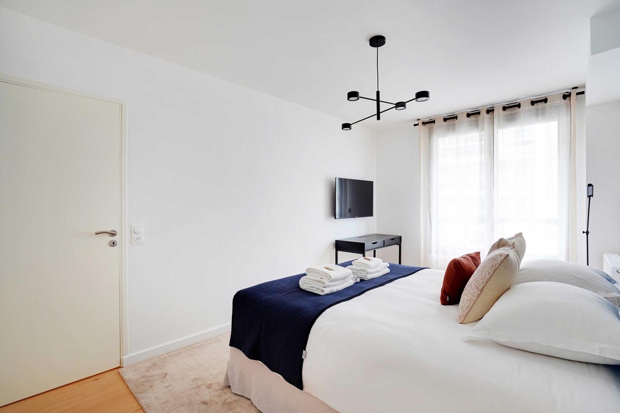 Apartment Raffinement Et Confort Dans Cette A Levallois-Perret